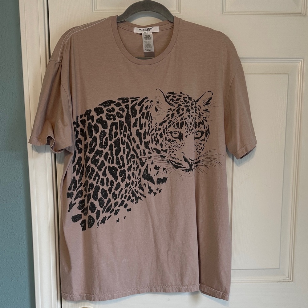BIG CATS RELAXED TEE Leopard Tan - OS women’s